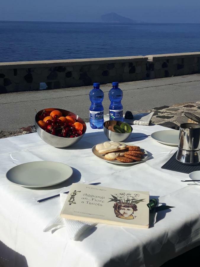 Nerossidiana Sul Mare Di Lipari Appartement Buitenkant foto